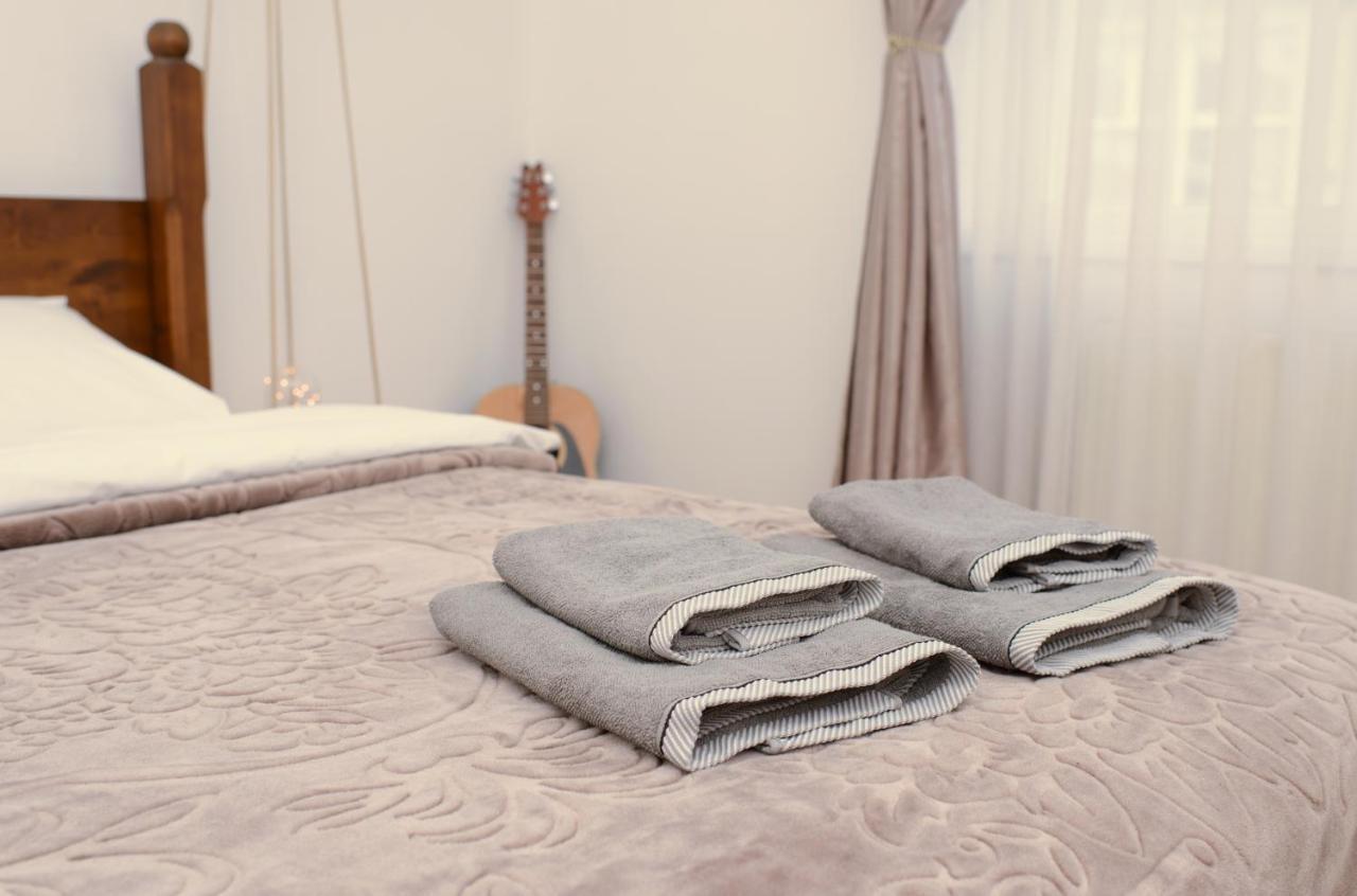 Sunshine Apartment *